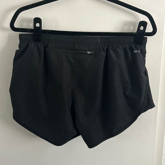Nike Dri-Fit Lined Running Shorts Size M - Picture 2 of 5
